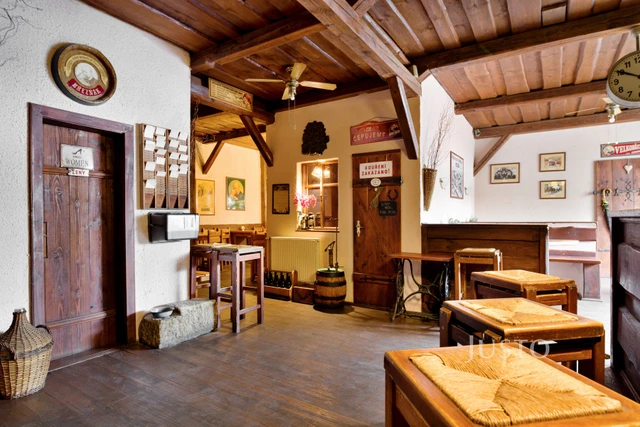 Prodej restaurace 82 m²