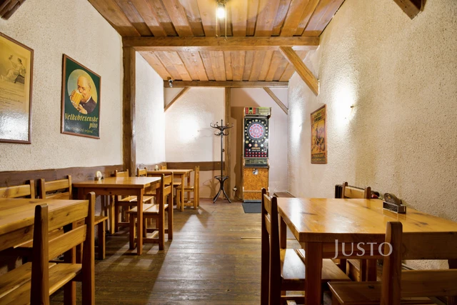 Prodej restaurace 82 m²