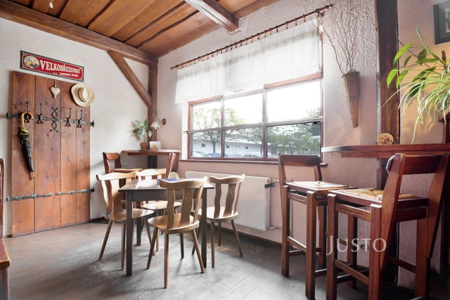 Prodej restaurace 82 m²