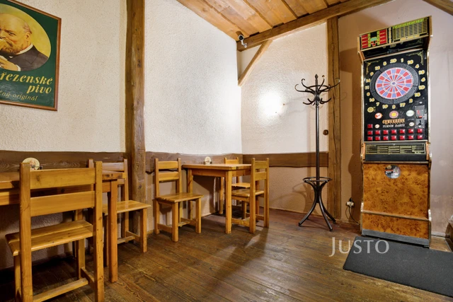 Prodej restaurace 82 m²