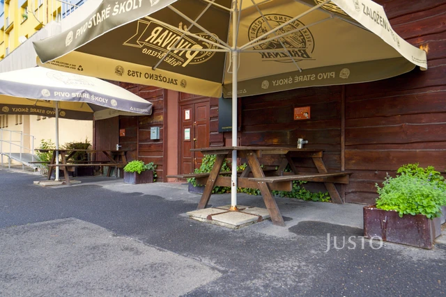 Prodej restaurace 82 m²