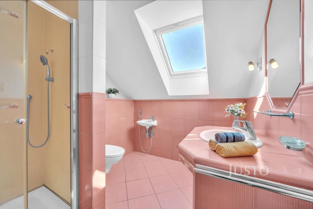 Prodej chaty 120 m² s pozemkem 646 m² + terasa 18 m²