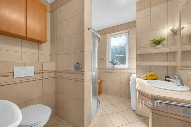 Prodej chaty 120 m² s pozemkem 646 m² + terasa 18 m²