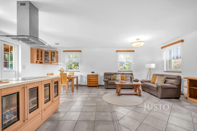Prodej chaty 120 m² s pozemkem 646 m² + terasa 18 m²