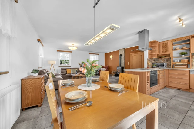 Prodej chaty 120 m² s pozemkem 646 m² + terasa 18 m²