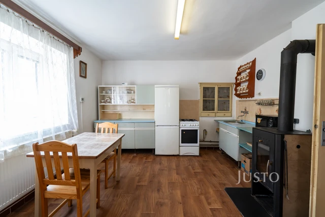 Prodej rodinného domu 51 m² s pozemkem 957 m²