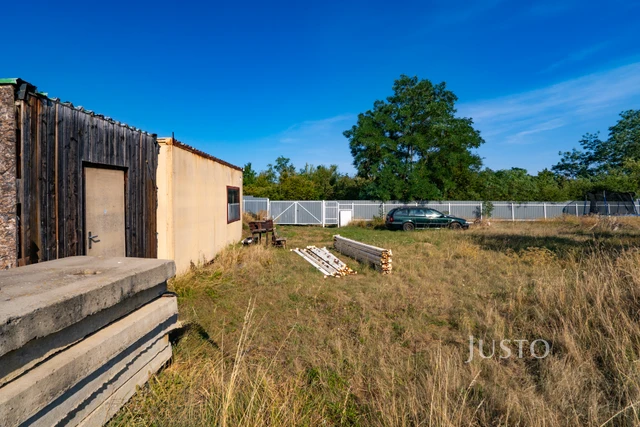 Prodej zahrady 802 m²