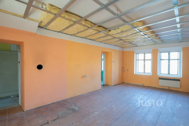 Prodej rodinného domu 387 m² s pozemkem 625 m²