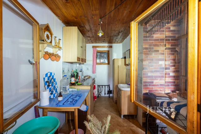 Prodej chaty 60 m² s pozemkem 184 m²