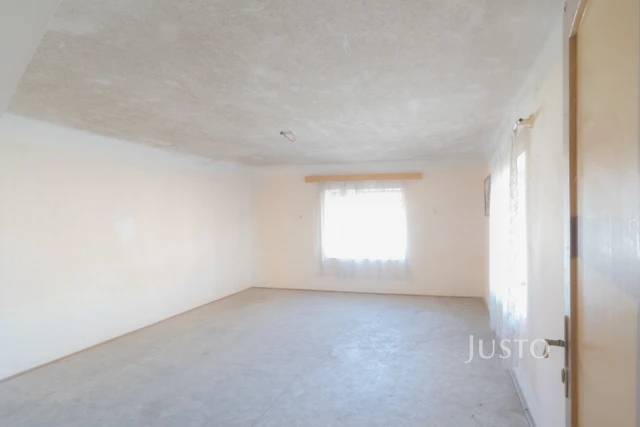 Prodej rodinného domu 387 m² s pozemkem 625 m²