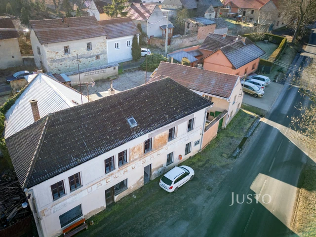 Prodej rodinného domu 387 m² s pozemkem 625 m²