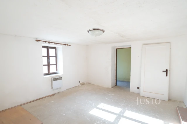 Prodej rodinného domu 387 m² s pozemkem 625 m²