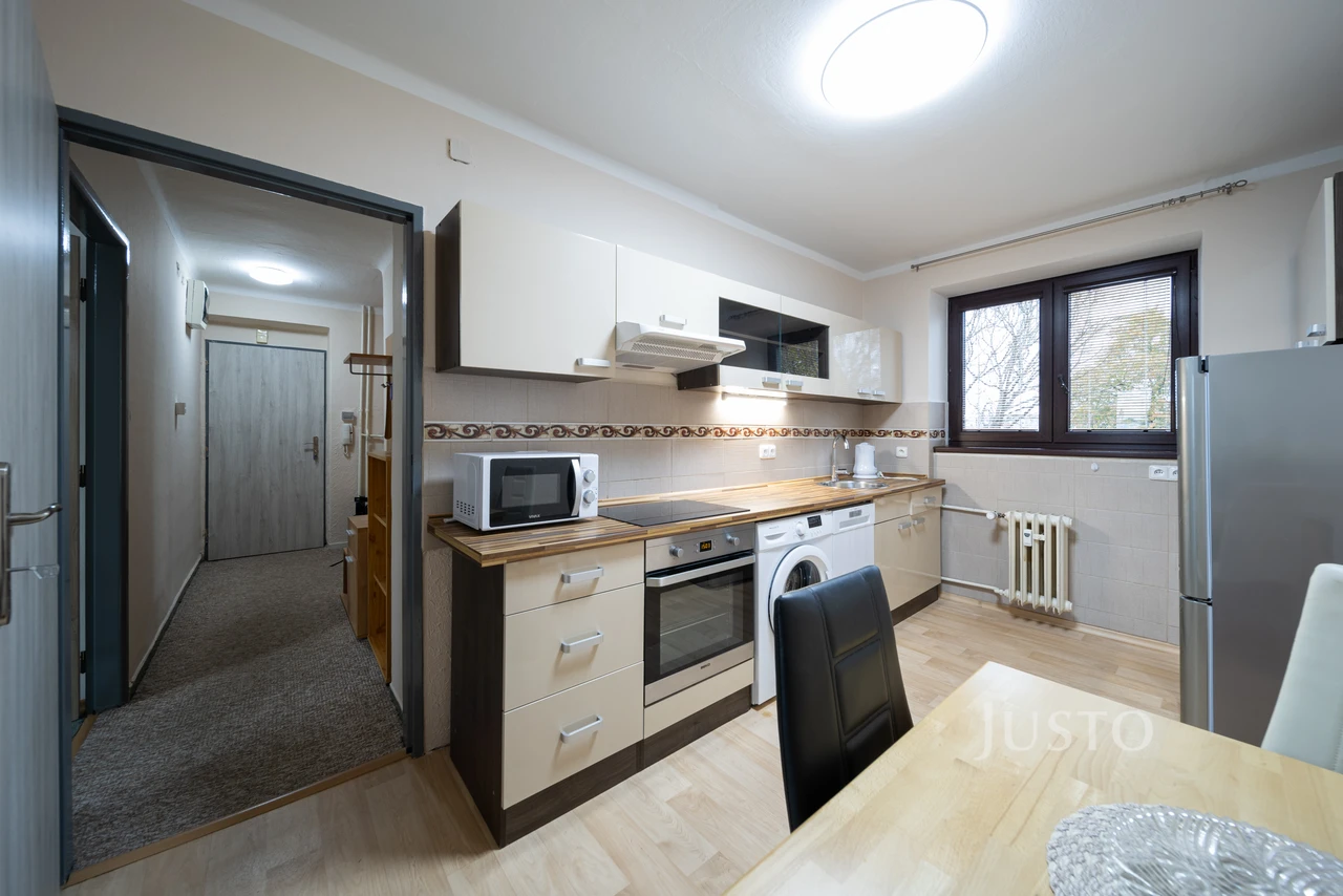 Pronájem 2+1 55 m² + balkón 2 m²