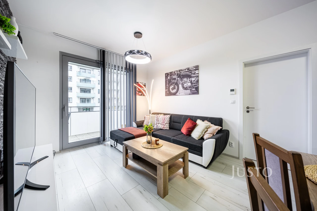 Prodej 3+kk 72 m² + balkón 9 m² + garáž