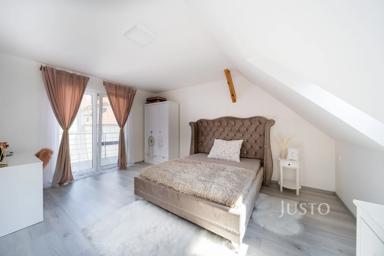 Pronájem 2+kk 55 m² + terasa 5 m²