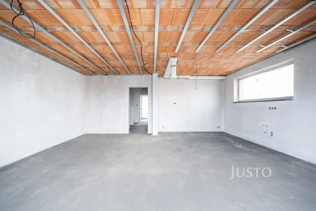 PRODÁNO - Prodej 5+kk 121 m² + zahrada 282 m² + terasa 13 m² + parkování