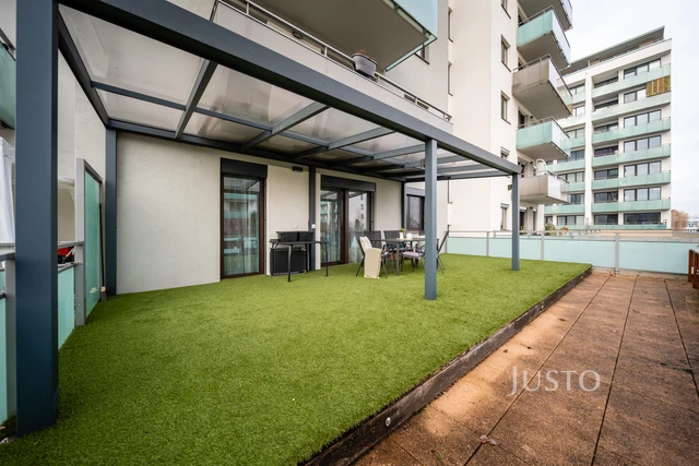 Prodej 3+kk 72 m² + terasa 54 m² + parkování