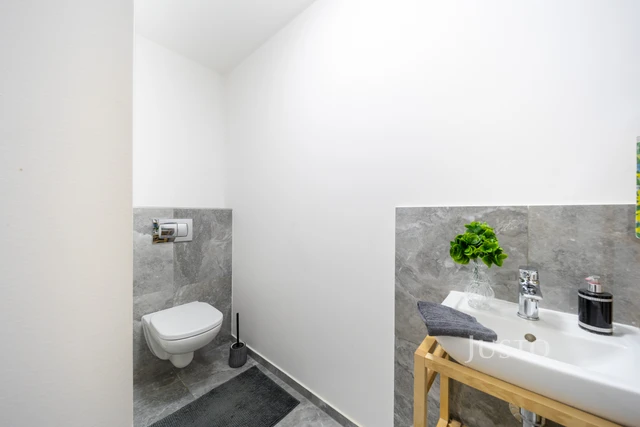 Prodej 3+kk 72 m² + terasa 54 m² + parkování