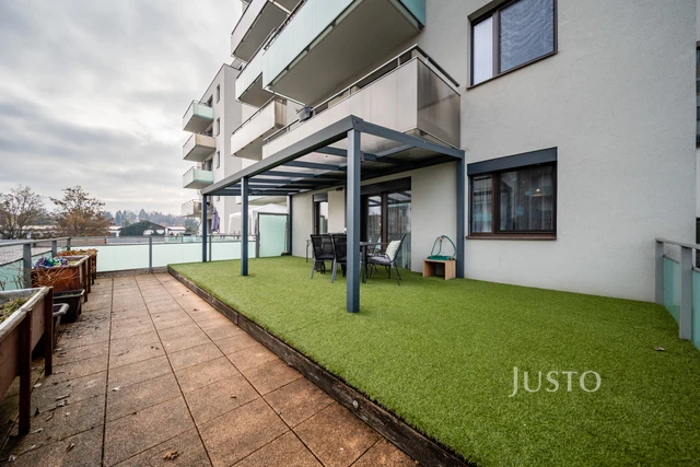 Prodej 3+kk 72 m² + terasa 54 m² + parkování