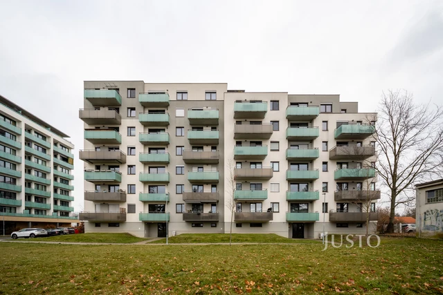 Prodej 3+kk 72 m² + terasa 54 m² + parkování