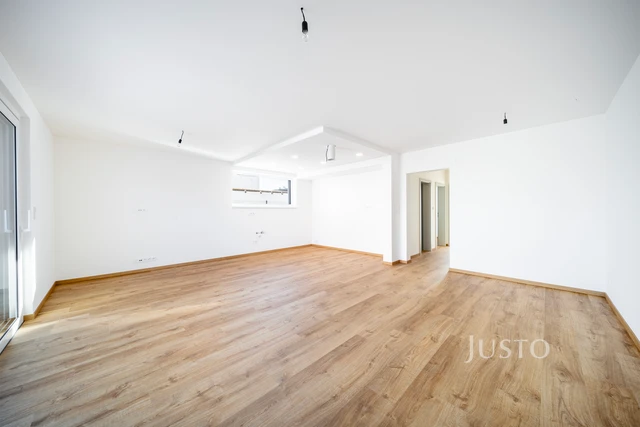 Prodej rodinného domu 121 m² s pozemkem 311 m² + terasa 13 m²