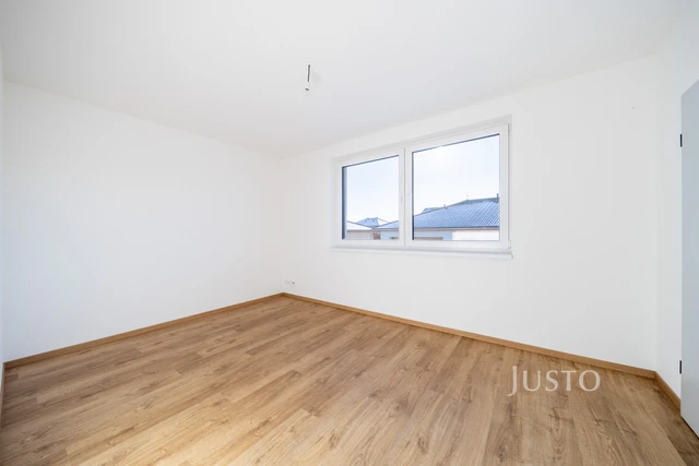 Prodej rodinného domu 121 m² s pozemkem 311 m² + terasa 13 m²