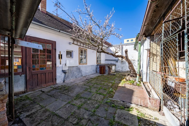 Prodej rodinného domu 113 m² s pozemkem 190 m²
