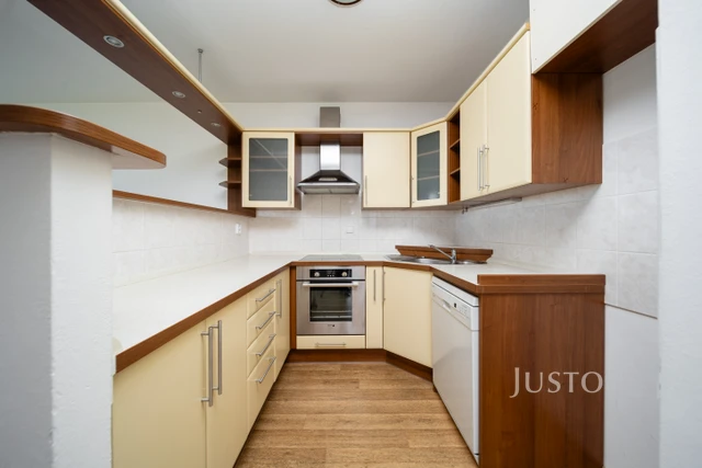Prodej 3+kk 78 m² + balkón 10 m²