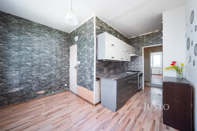 Prodej 3+1 72 m² + balkón 4 m²