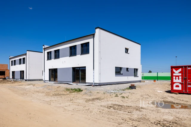 Prodej 5+kk 123 m² + zahrada 225 m² + terasa + parkování - SO.02-1