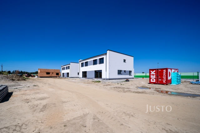 Prodej 5+kk 123 m² + zahrada 217 m² + terasa + parkování - SO.02-2
