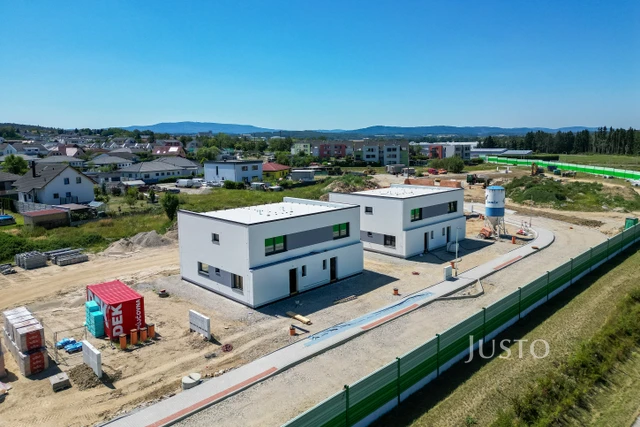 Prodej 5+kk 123 m² + zahrada 217 m² + terasa + parkování - SO.02-2