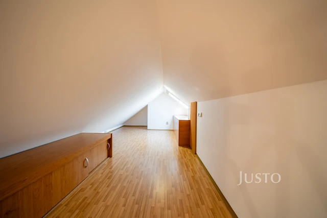Prodej bytu 1+kk, 42m2, Šmeralova, Třeboň