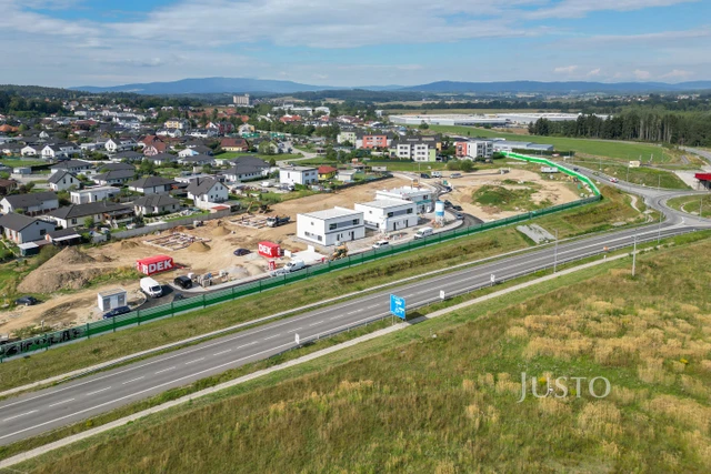 Prodej 5+kk 123 m² + zahrada 251 m² + terasa + parkování