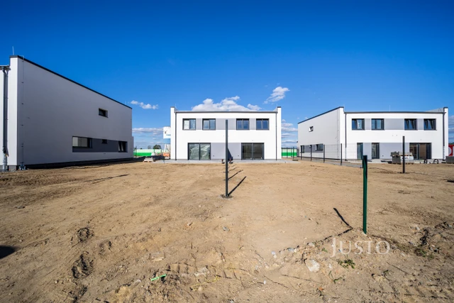 Prodej 5+kk 123 m² + zahrada 245 m² + terasa + parkování - SO.01-2