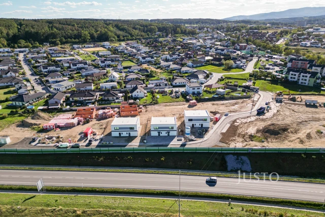 Prodej 5+kk 123 m² + zahrada 122 m² + terasa + parkování