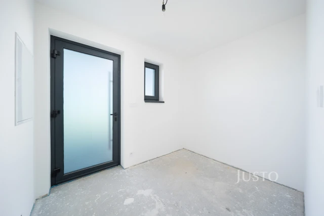 Prodej rodinného domu 123 m² s pozemkem 387 m² + terasa 23 m²