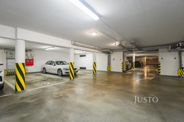 Pronájem 2+kk 53 m² + garáž