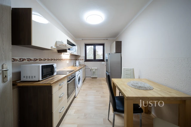 Pronájem 2+1 55 m² + balkón 2 m²