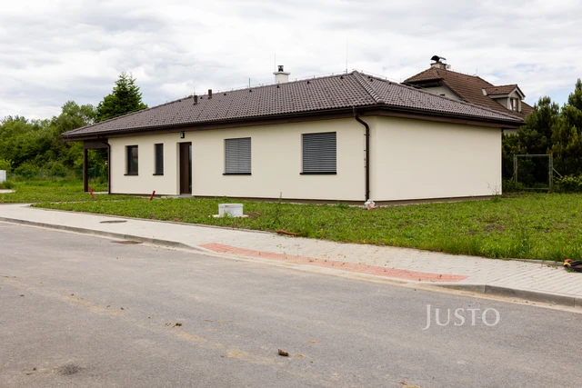 Prodej rodinného domu 109 m² s pozemkem 625 m² + terasa 25 m²