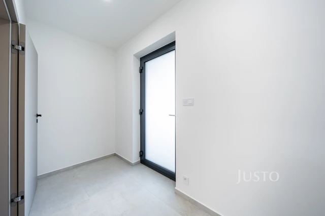 Prodej rodinného domu 127 m² s pozemkem 507 m² + terasa 15 m²