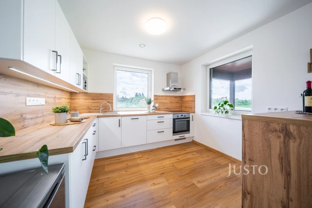 Prodej rodinného domu 109 m² s pozemkem 625 m² + terasa 25 m²