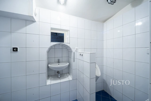 Prodej restaurace 48 m² s pozemkem 48 m²