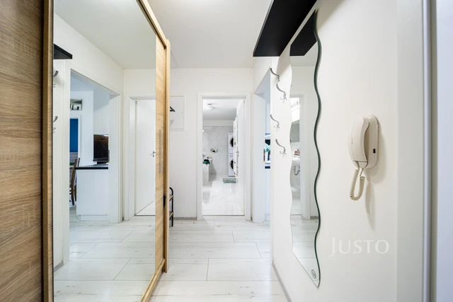 Prodej 3+kk 72 m² + balkón 9 m² + garáž