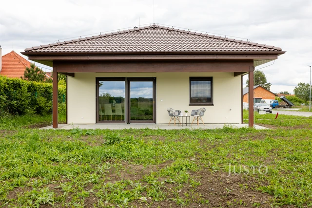 Prodej rodinného domu 109 m² s pozemkem 625 m² + terasa 25 m²