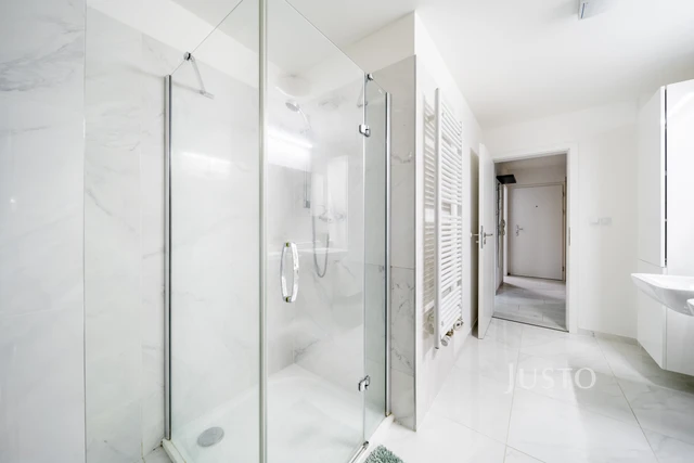 Prodej 3+kk 72 m² + balkón 9 m² + garáž