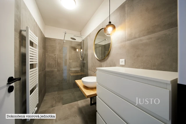 Prodej 4+kk 132 m² + zahrada 334 m² + terasa 13 m² + garáž