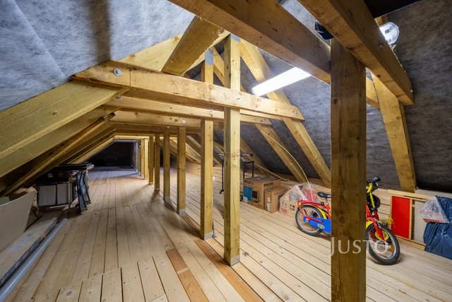 Prodej rodinného domu 116 m² s pozemkem 734 m² + terasa 18 m²