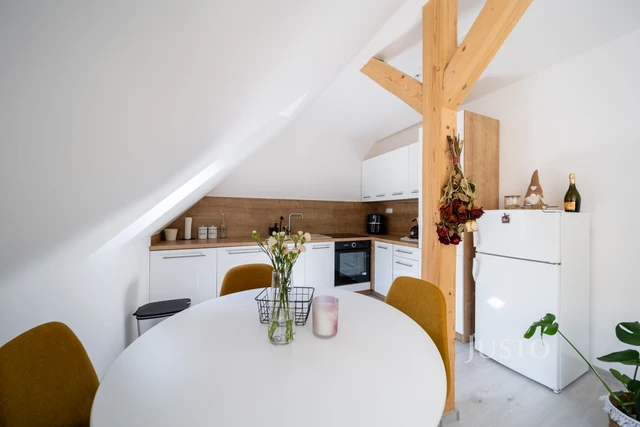 Pronájem 2+kk 55 m² + terasa 5 m²