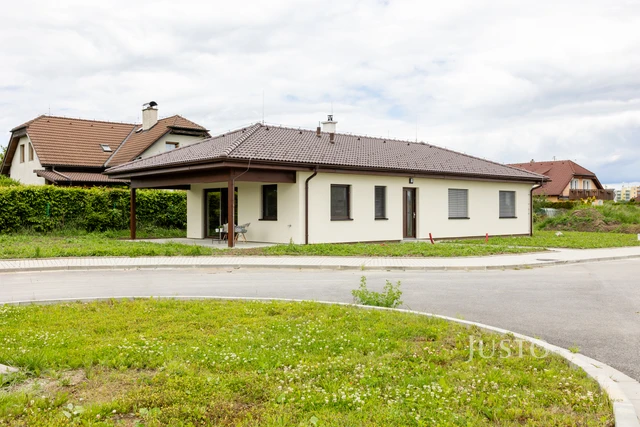 Prodej rodinného domu 109 m² s pozemkem 625 m² + terasa 25 m²